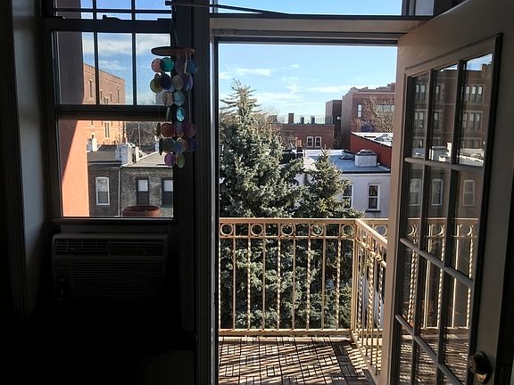 3rd image of 370 Menahan St #4RR