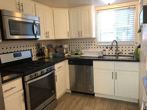 3rd image of 14225 Lora Dr APT 96
