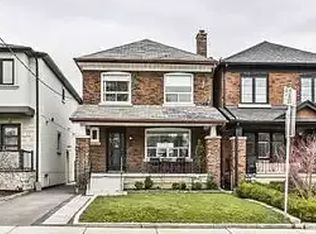 31 Lesmount Ave #1A, Toronto, ON M4J3V5