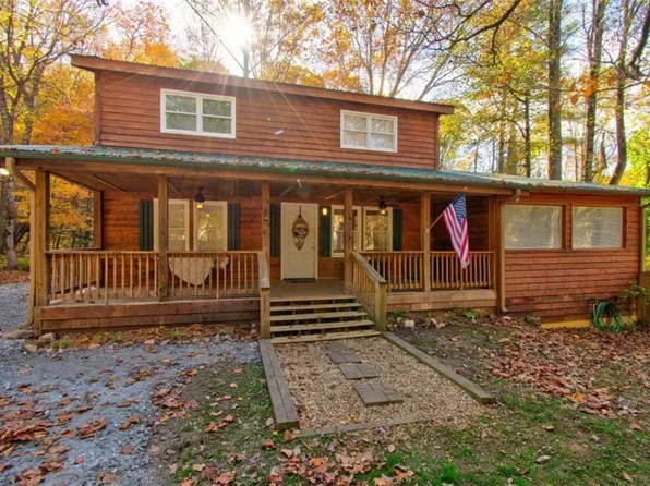 218 Merrydale Ln, Clayton, GA 30525