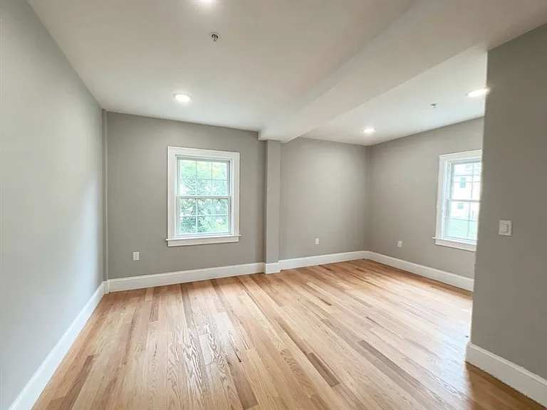 84 Chelsea St #1 — Photo 11