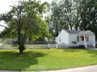 320 Riverbend Rd, Troy, NY 12182