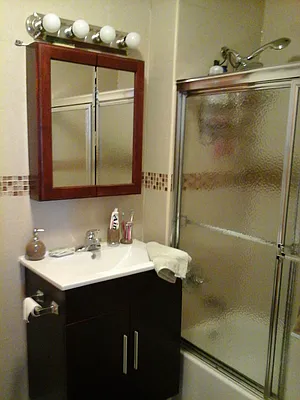 Rented by 18 REALTY | media 8