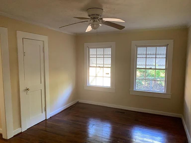 5727 Sanford Ave — Photo 5