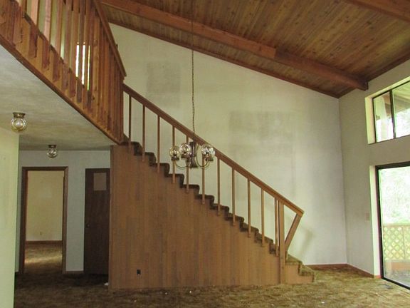 5th image of 9304 357th St E