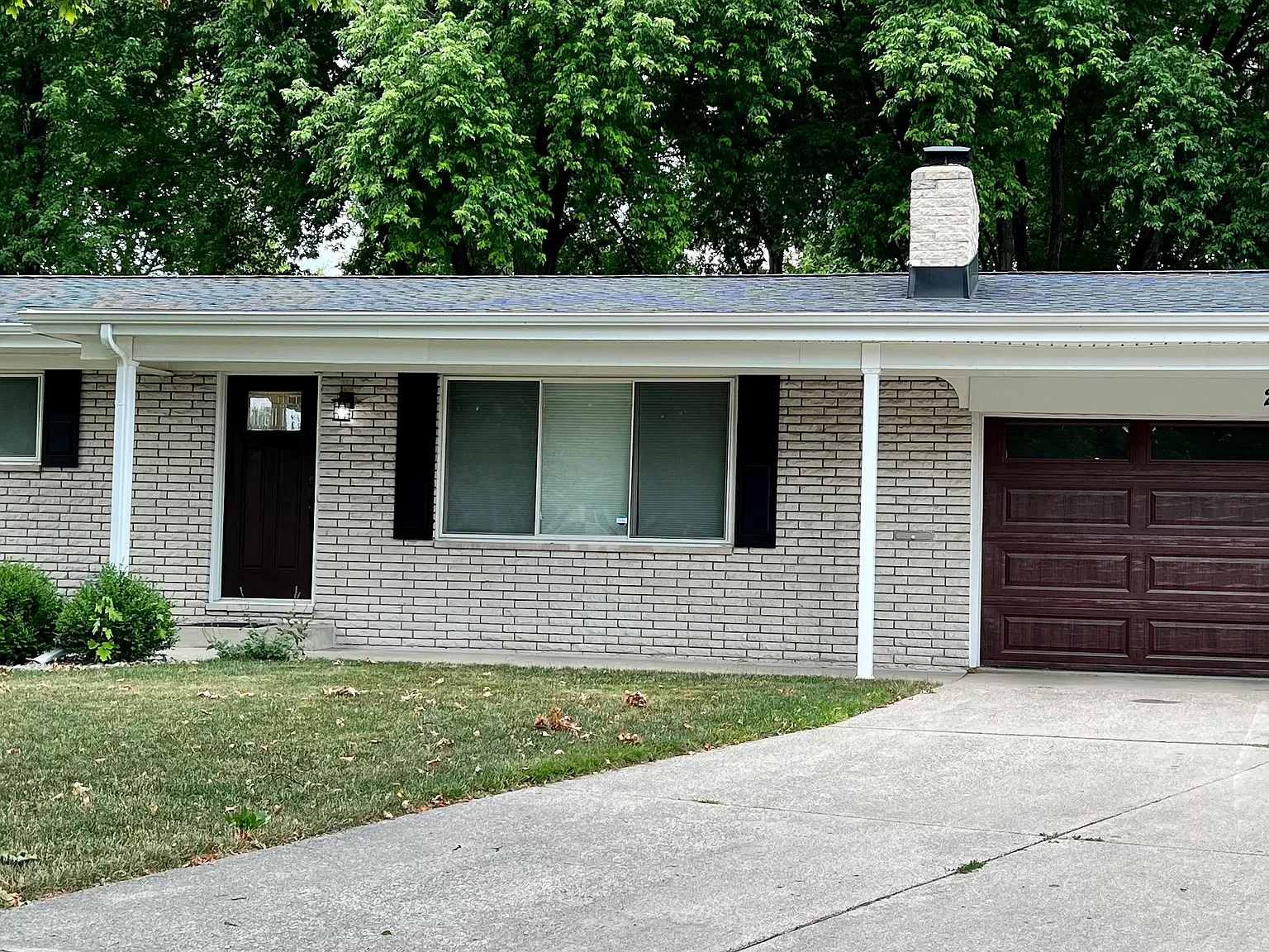 2630 Whitemore Pl — Photo 1