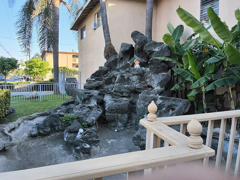 109 Almansor St — Photo 7