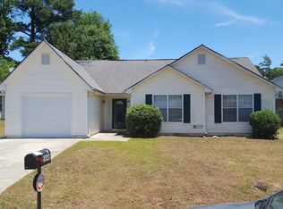 5840 Creekside Dr, Rex, GA 30273