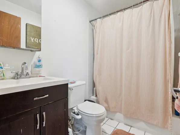 247 Pacific Avenue image 5 of 29