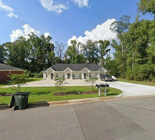 437 Coe Dairy Rd #C — Photo 9