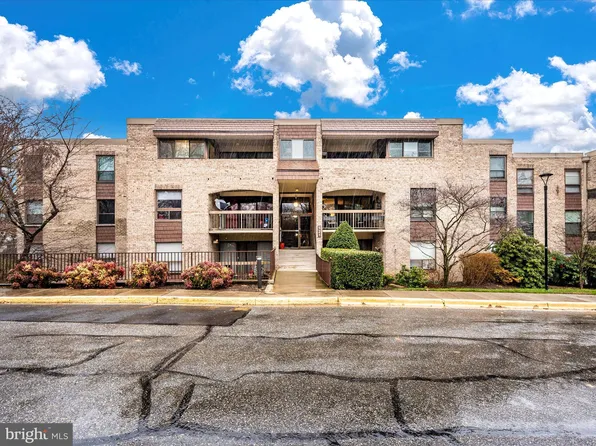421 Christopher Ave APT 24, Gaithersburg, MD 20879