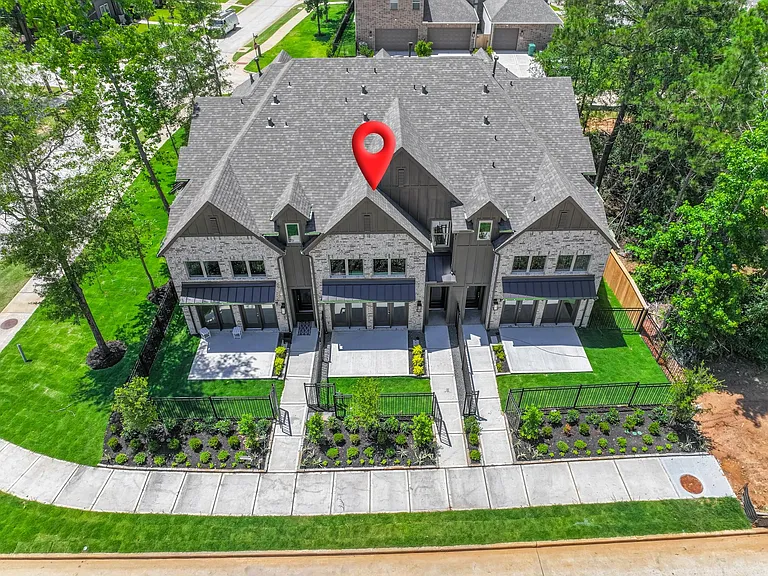 113 Cypress Pond Pl — Photo 2