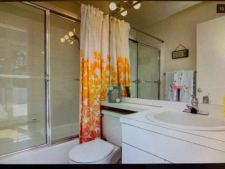 10 Honeysuckle Ln — Photo 8