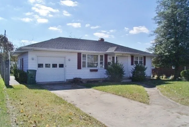 341 W Giles St photo 1