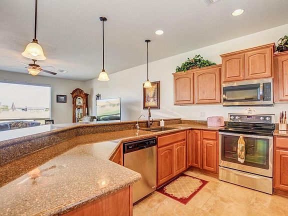 3rd image of 2662 S Springwood Blvd Unit 373