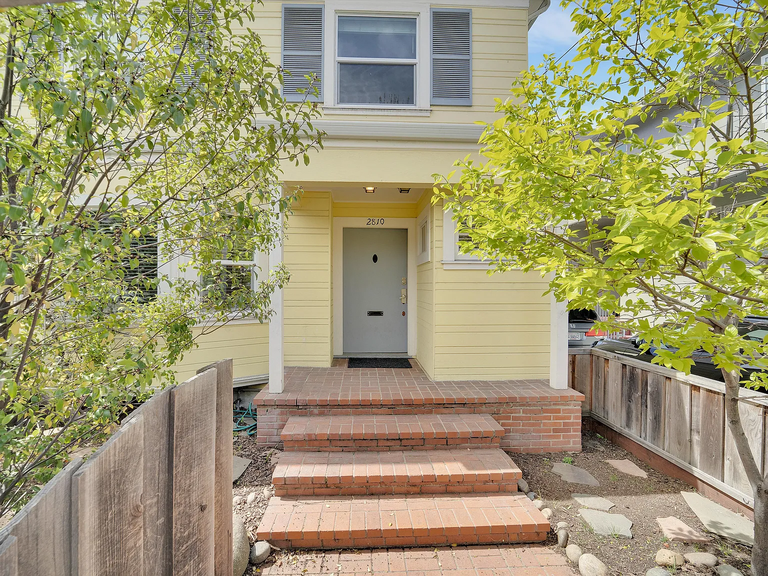 3 bed, 1.5 bath, 1200 sqft, $1,450 — Photo 2