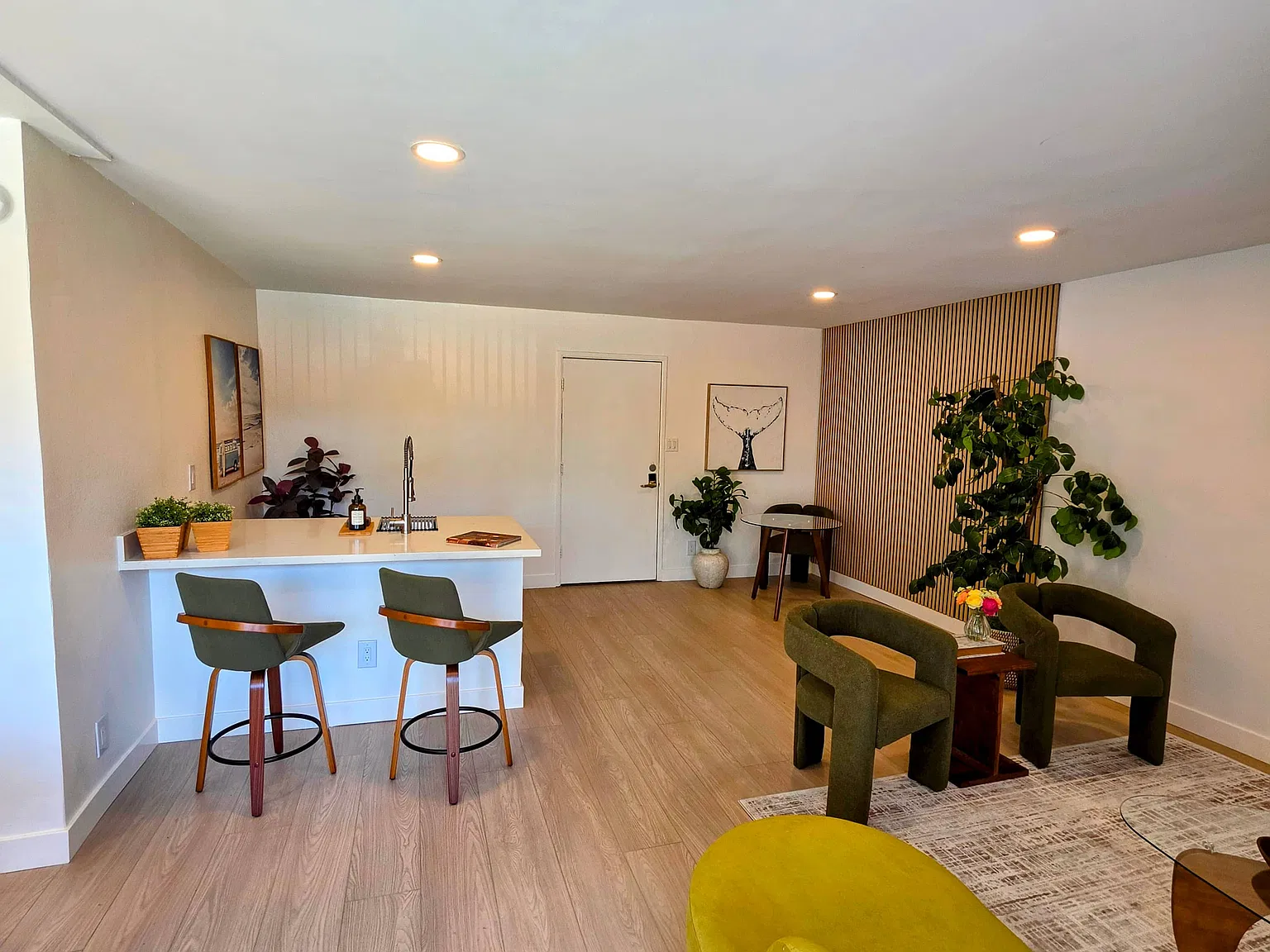 Windward Village Apartments — Photo 4