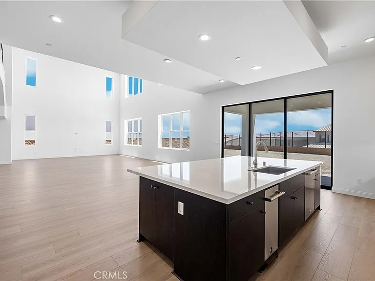 11712 N Churchill Way — Photo 13