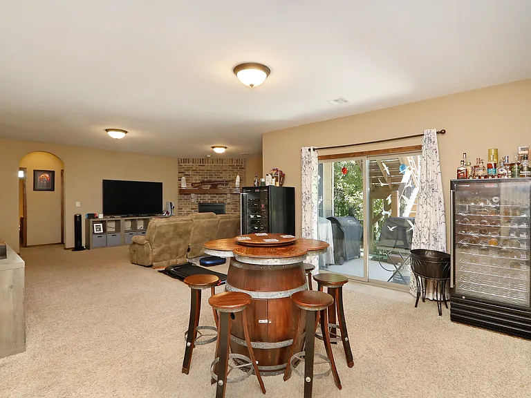 825 Laussac Dr — Photo 31