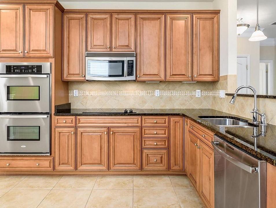 2nd image of 20574 Crescent Pointe Pl #1
