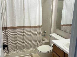 606 Squire Ln APT G, Fallston, MD 21014