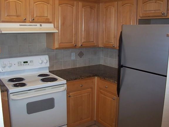 4th image of 6100 Gulfport Blvd S APT 404