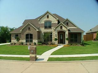 104 Tee Side Dr, Waxahachie, TX 75165