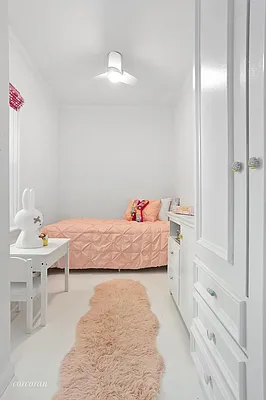 Sold by Corcoran | media 19