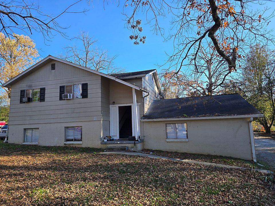 1st image of 2616 Gaston Ave
