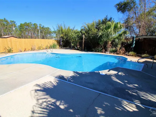 10319 Wailuku Dr, Pensacola, FL 32506