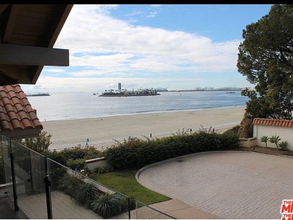 2nd image of 18 S Ocean Manor Pl