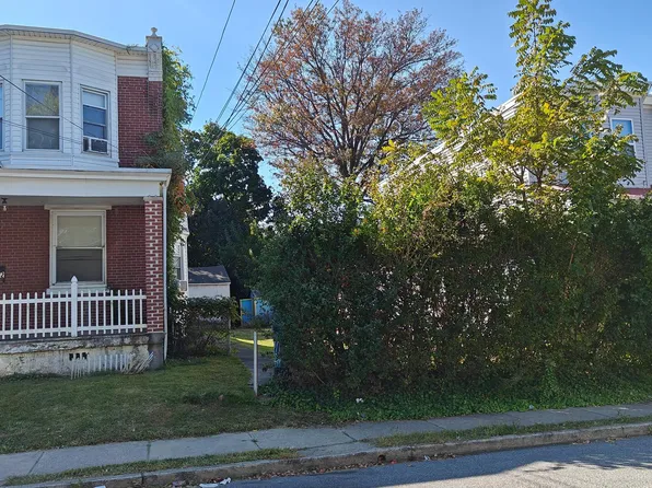 20 Cherry St, Collingdale, PA 19023