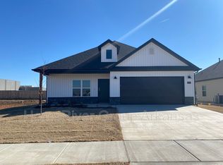 1250 N Mount Hood, Centerton, AR 72719