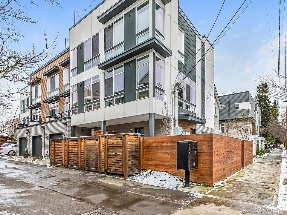 Welcome to your new home! This stunning modern townhome is in the highly sought after Capitol Hill neighborhood. With a Walk Score of 87, it's close to restaurants, grocery stores, parks, and public transit. If you're driving, it's near three major freeways (I-5, I-90, and 520). 