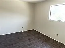 7761 Melrose St — Photo 2