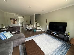 1814 9th St S, Arlington, VA 22204