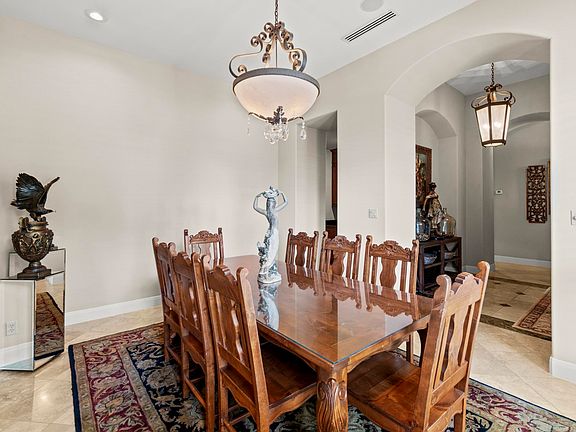 5th image of 3104 Field Crest Cir