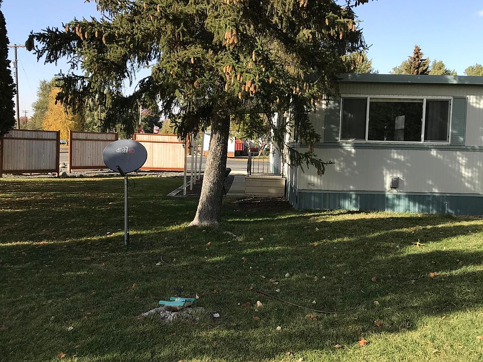 1st image of 712 SE Railroad Ave Spc 25