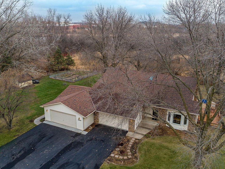 1st image of 3000 Black Oaks Ln N