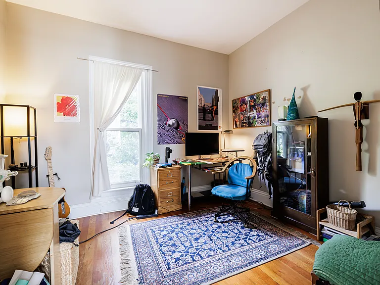 Second bedroom