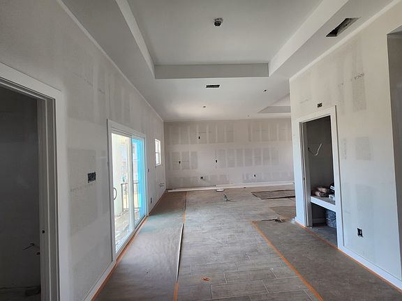 3rd image of 5214 Curuba Dr