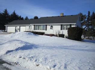 606 Marcks Ln, Luxemburg, WI 54217
