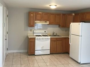 43 7th St APT 2, Cambridge, MA 02141