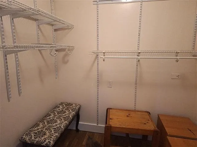 516 Bouny St — Photo 7