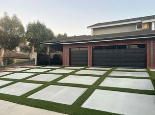 1085 S Burlwood Dr, Anaheim, CA 92807