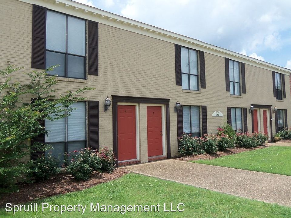 1st image of 160 Park Cir #D