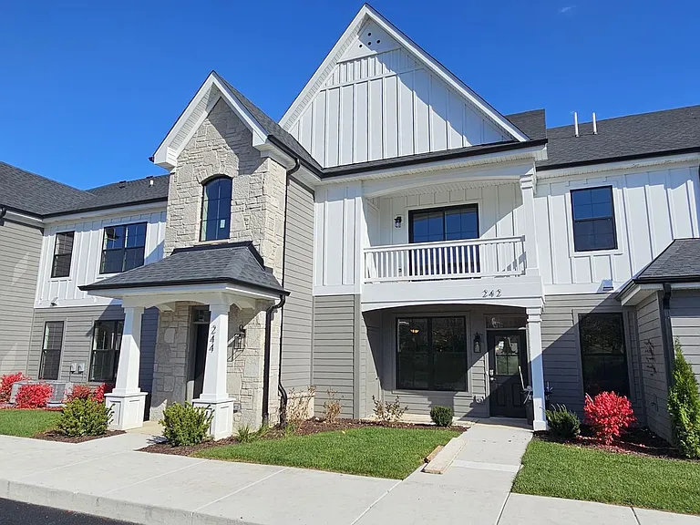 254 Timber Ridge Ct — Photo 2