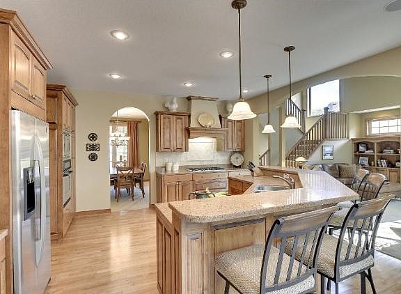 Open Floor plan compliment this space.  Great breakfast area at the center island the perfect place to gather on those busy mornings as you are getting ready to leave for the day.