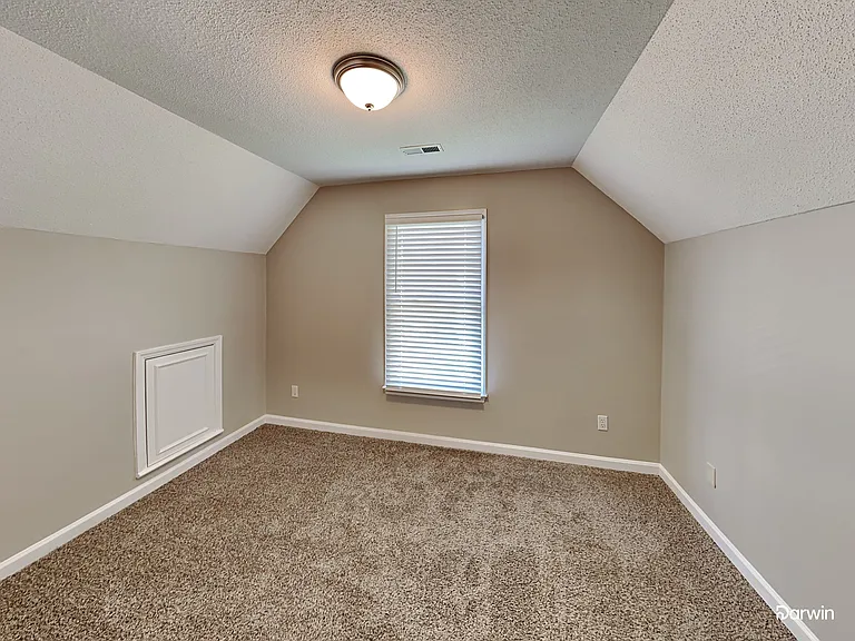 4 Delwin Ct — Photo 17
