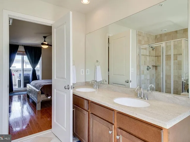 12163 Waveland St — Photo 31